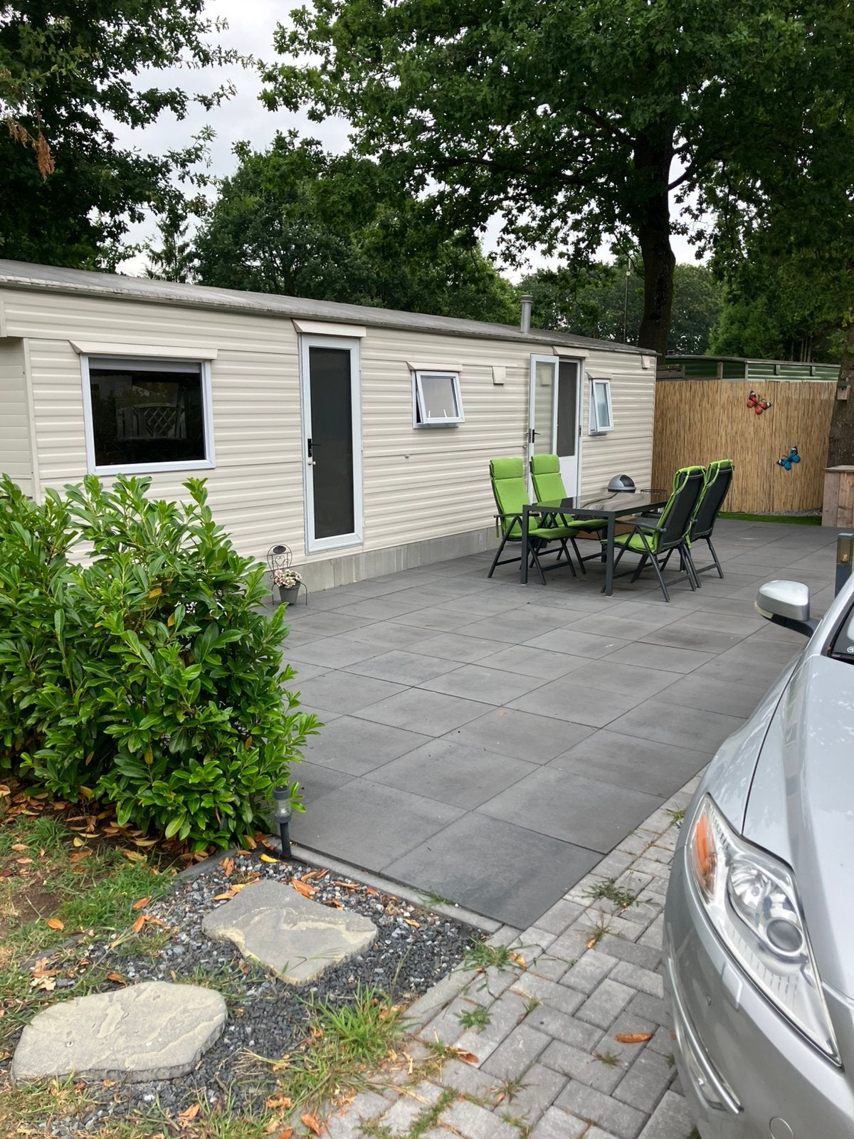 Fijne stacaravan 10x3,5mtr. op een mooie plek in Markelo, Caravans en Kamperen, Stacaravans, Tot en met 4