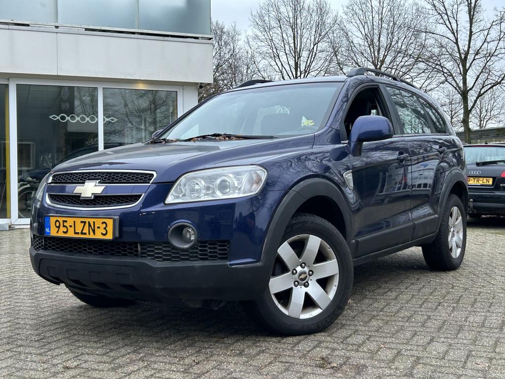 Chevrolet Captiva 2.4i Style 2WD (bj 2006), Voorwielaandrijving, 136 pk, Gebruikt, Zwart
