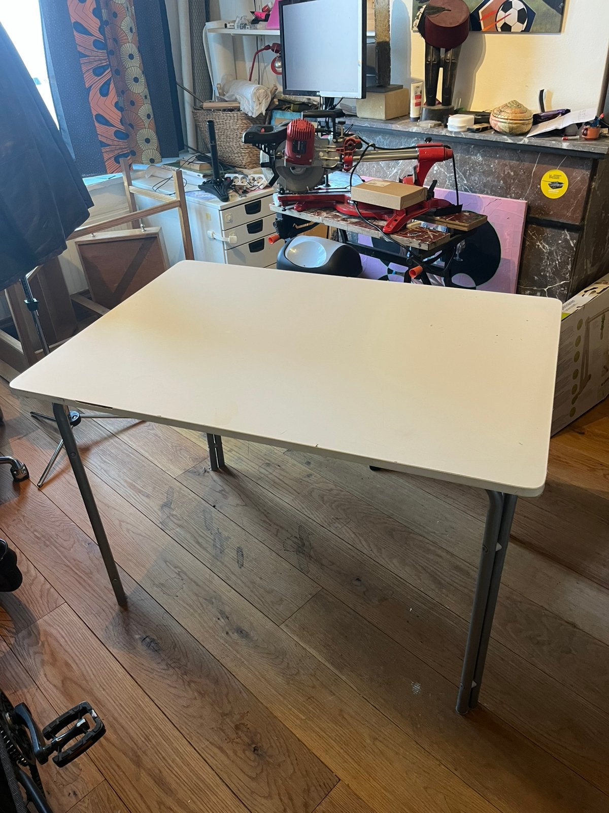 Stevig tafel, Huis en Inrichting, Gebruikt, 100 tot 150 cm, 75 cm of meer, Vierkant