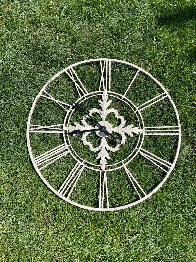 Grote Riverdale Wandklok - Diameter 70 cm, Ophalen, Zo goed als nieuw, Analoog, Wandklok
