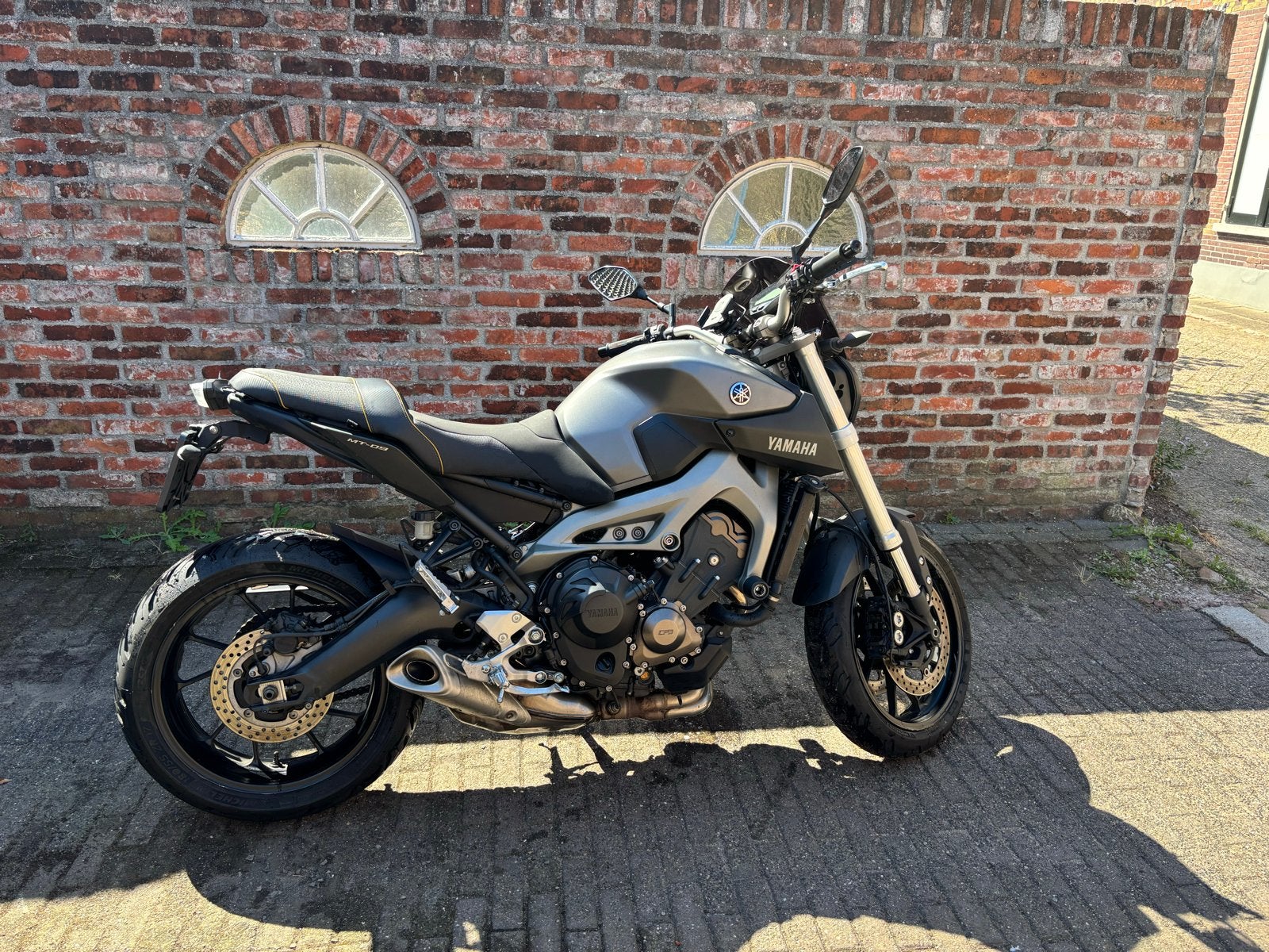 Yamaha MT-09 (2015) met comfortzadel en handvatverwarming, Motoren, Motoren | Yamaha, Motorrijbewijs A, Gebruikt, 3 cilinders