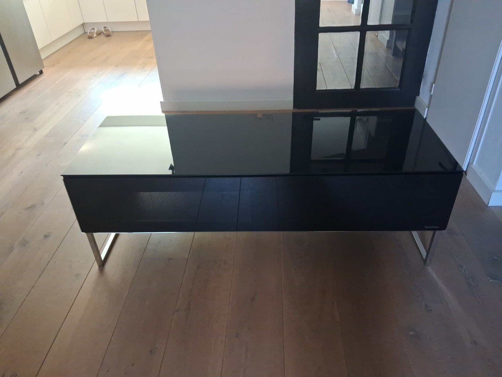 Norstone Tv meubel khalm 140, Ophalen, Zo goed als nieuw, Rechthoekig, 100 tot 150 cm