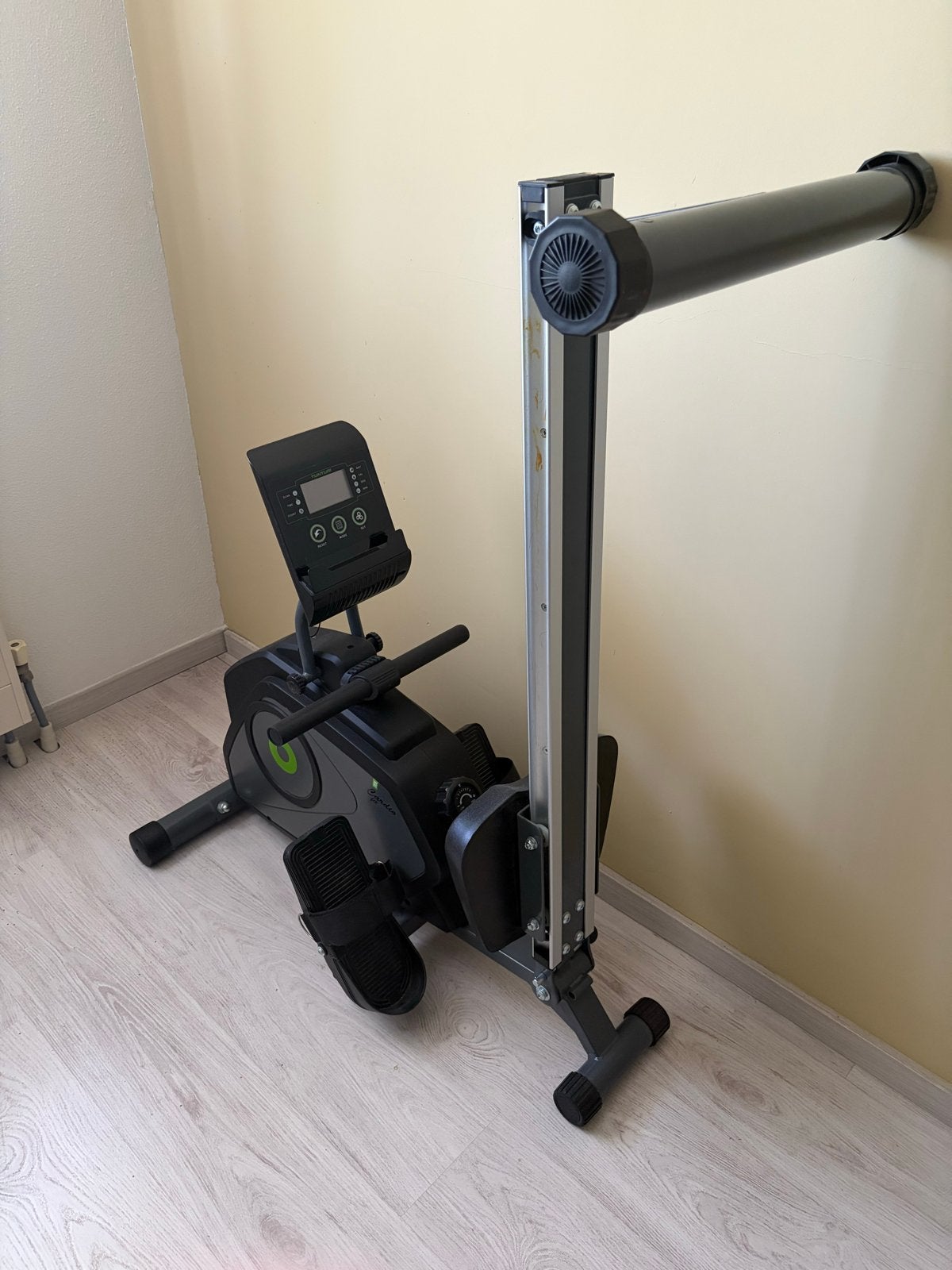 Tunturi Roeitrainer R30, Sport en Fitness, Fitnessapparatuur, Ophalen, Gebruikt, Armen, Metaal