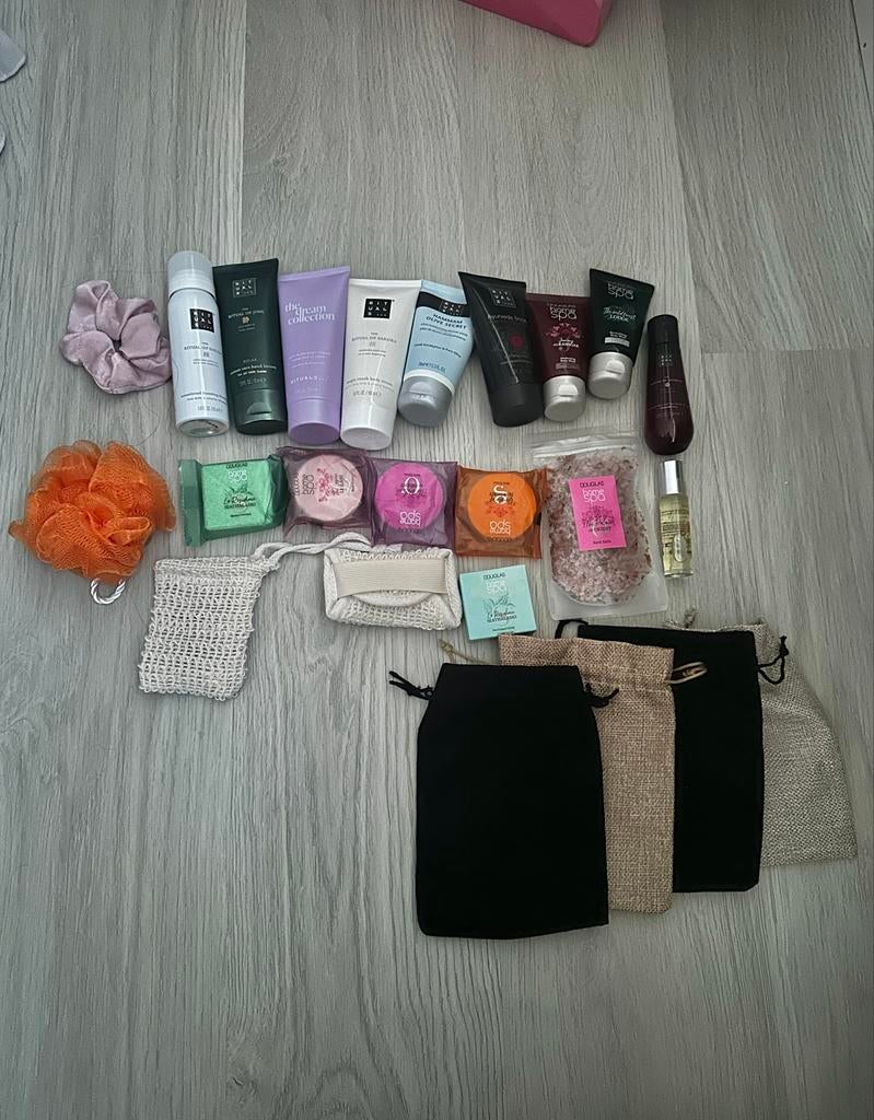 Rituals en Douglas Home Spa pakket - Nieuw!, Sieraden, Tassen en Uiterlijk, Uiterlijk | Lichaamsverzorging, Ophalen of Verzenden