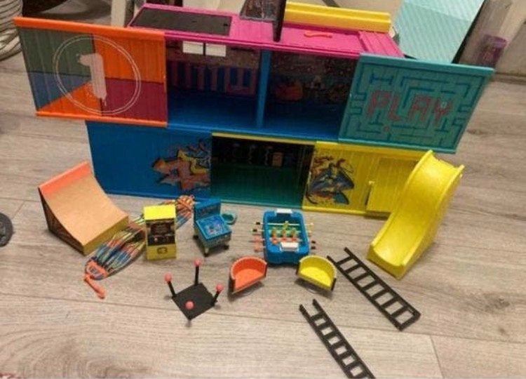 Lol surprise clubhuis / clubhouse met bijbehorende doos!, Ophalen of Verzenden, Zo goed als nieuw, Meisje