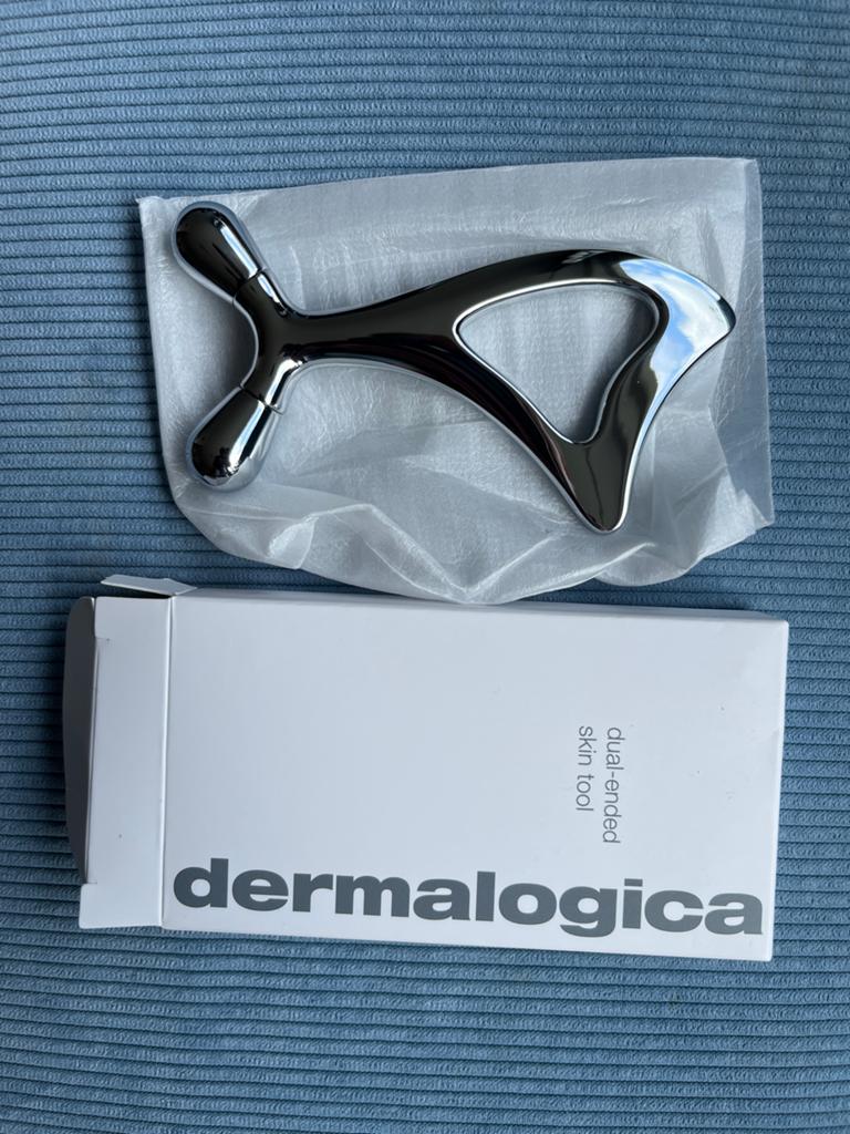 Dermalogica Dual-Ended Skin Tool - Nieuw in doos, Sieraden, Tassen en Uiterlijk, Uiterlijk | Gezichtsverzorging, Ophalen of Verzenden