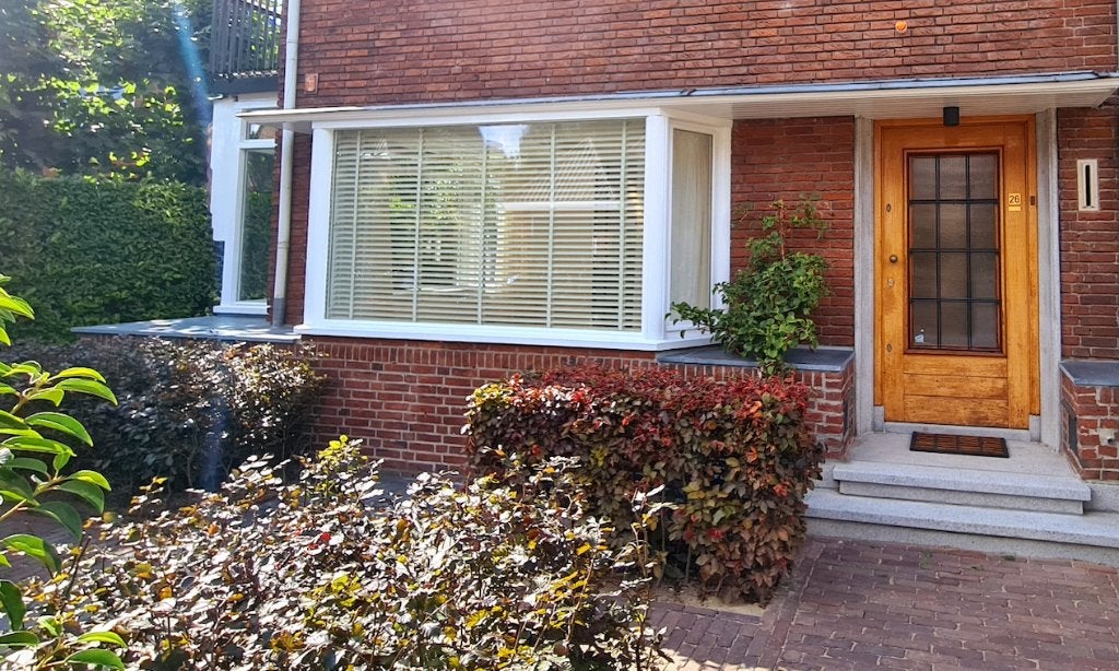 Witte jaloezieën hout - B260cm / H150cm, Huis en Inrichting, Stoffering | Gordijnen en Lamellen, Ophalen, Jaloezie, Wit, Hout