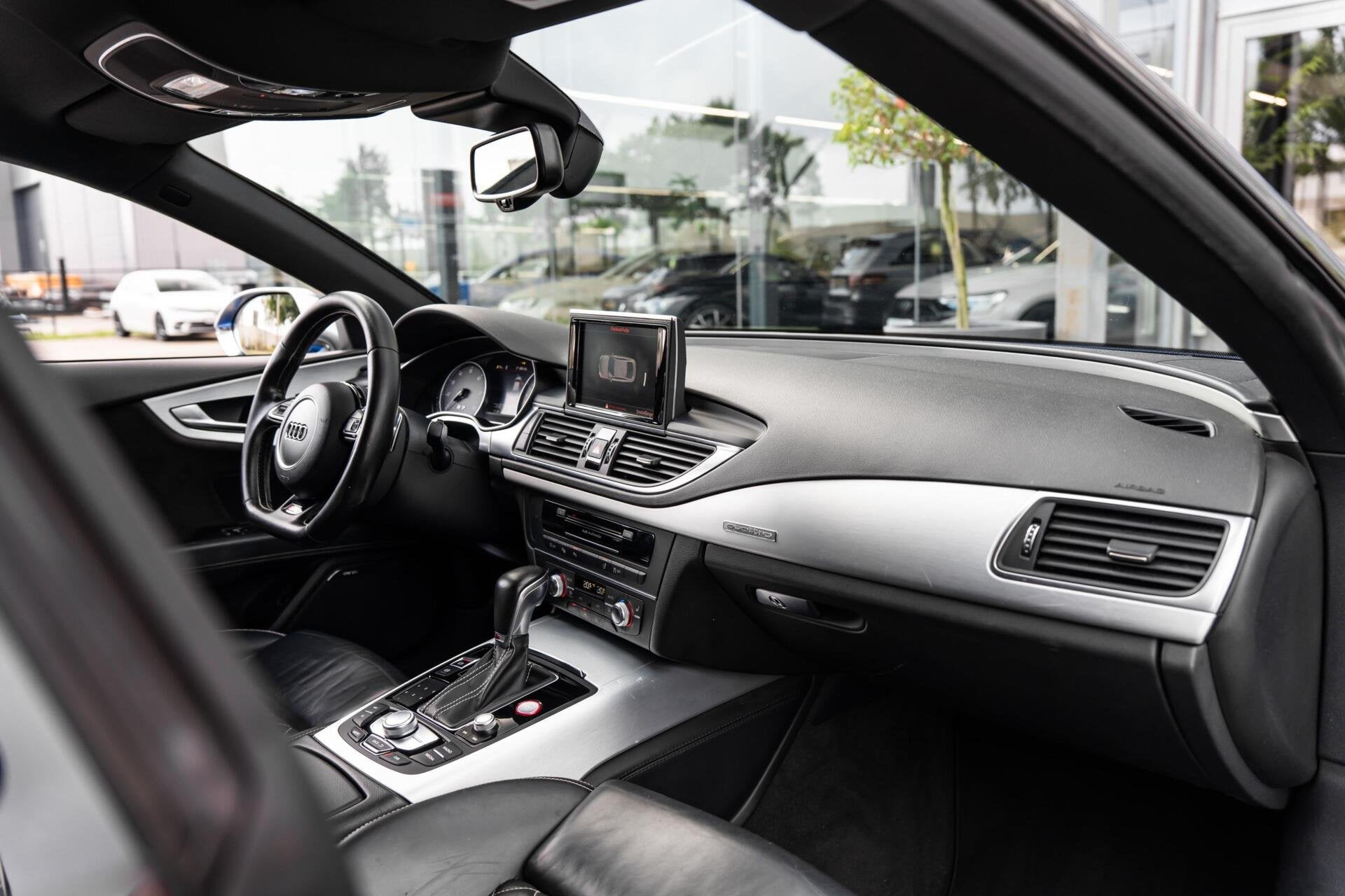 Foto 19 van Audi S7 4.0 TFSI quattro Bose BTW Keyless