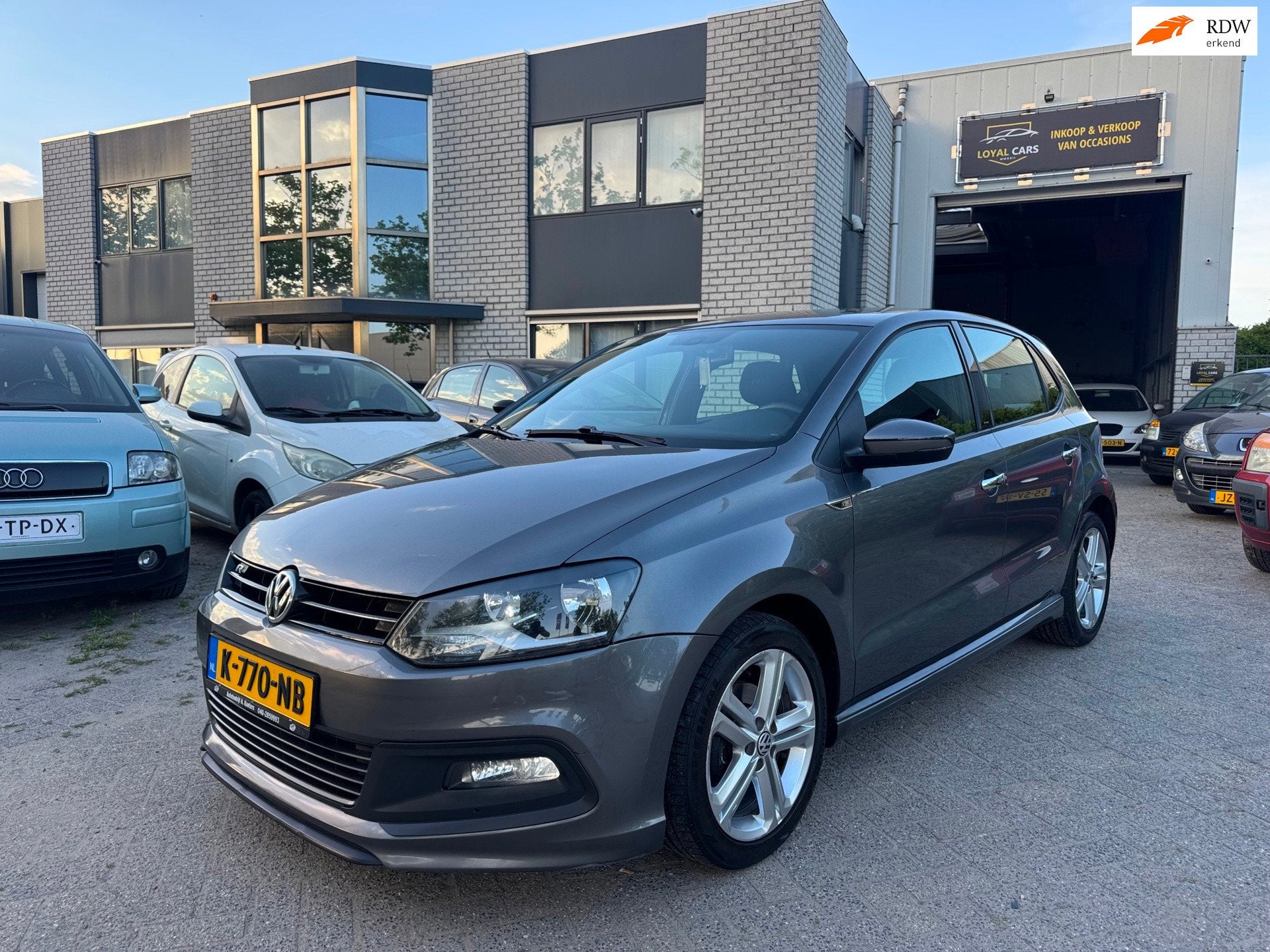 Volkswagen Polo 1.4 R-Line Navi Clima Cruise Control, Auto's, Volkswagen, Voorwielaandrijving, Zwart, 4 cilinders, Bedrijf