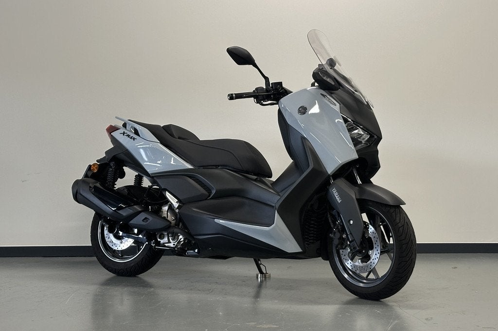 Yamaha XMAX 300 TECH MAX+ (bj 2025), Motoren, Motoren | Yamaha, Scooter, Klantenservice@yamaha-motor.nl, Koolhovenlaan 101
1119 NC  Schiphol-Rijk, NL