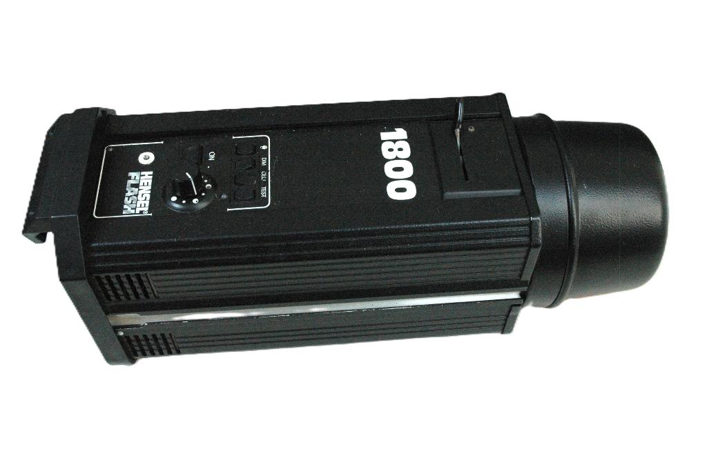 hensel 1800 flitser, Ophalen of Verzenden, Gebruikt, Lamp of Flitsset