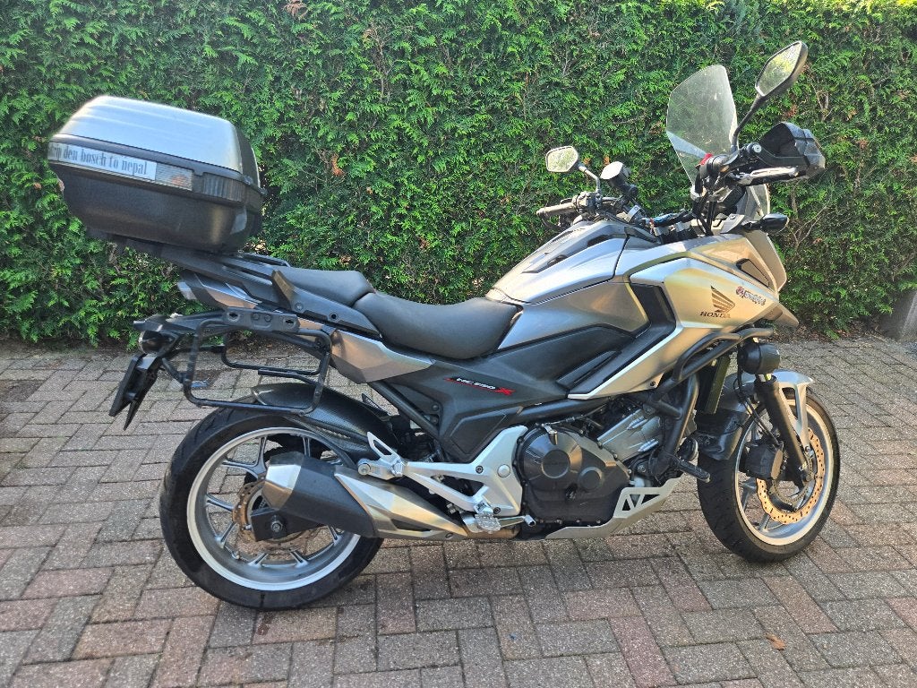 Te koop: Honda NC750 X  (1e eigenaar) bj 2017, vele extra’s, Motoren, ABS, 750 cc, 2 cilinders, Occasion
