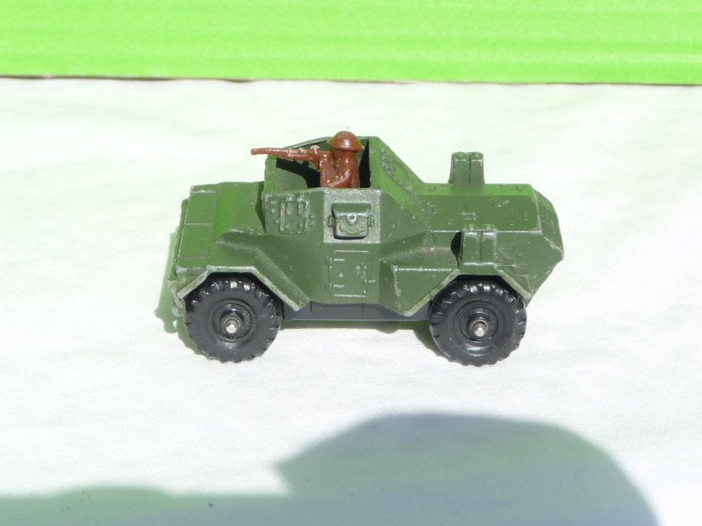 2CORGI DIAMLER SCOUT MODEL, 1967 M POPJE,JUN ROUG TERR TRUCK, Verzenden, Gebruikt, Bus of Vrachtwagen, Corgi