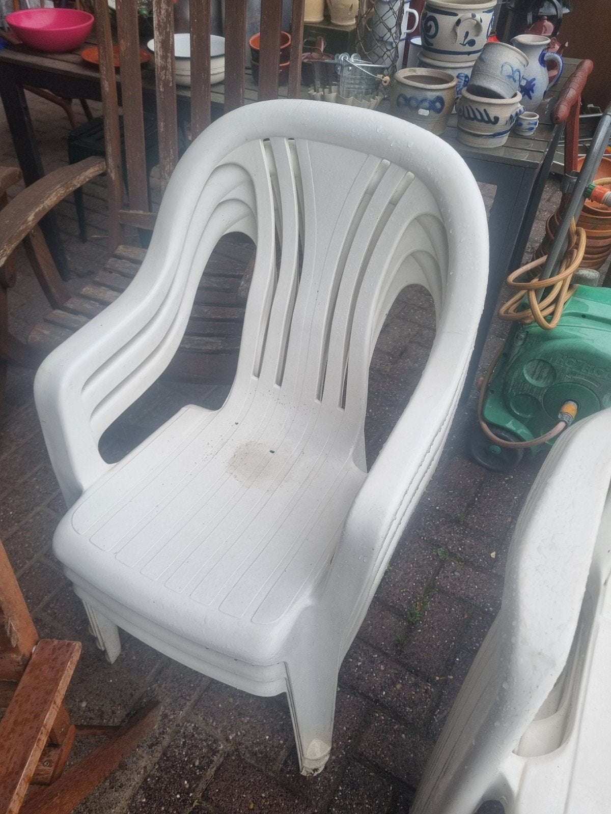 4 Stapelbare Tuinstoelen - Wit Kunststof, Ophalen, Gebruikt, Kunststof, Stapelbaar