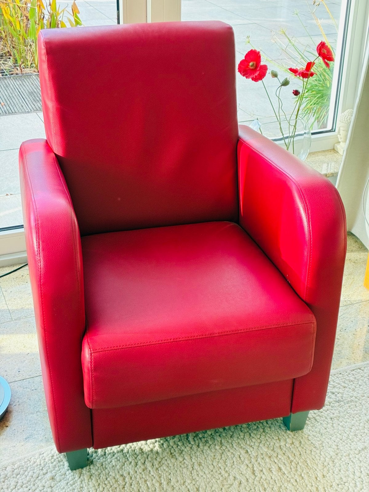 Comfortabele rode fauteuil - Zo goed als nieuw, Ophalen, Overige materialen, Gebruikt, 75 tot 100 cm