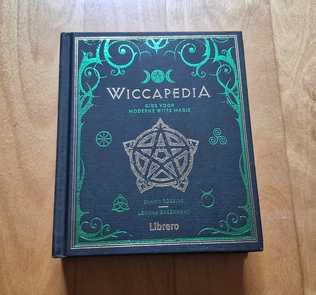Wiccapedia: Gids voor Moderne Witte Magie, Spiritualiteit algemeen, Ophalen of Verzenden, Zo goed als nieuw, Shawn Robbins, Leanna Greenaway