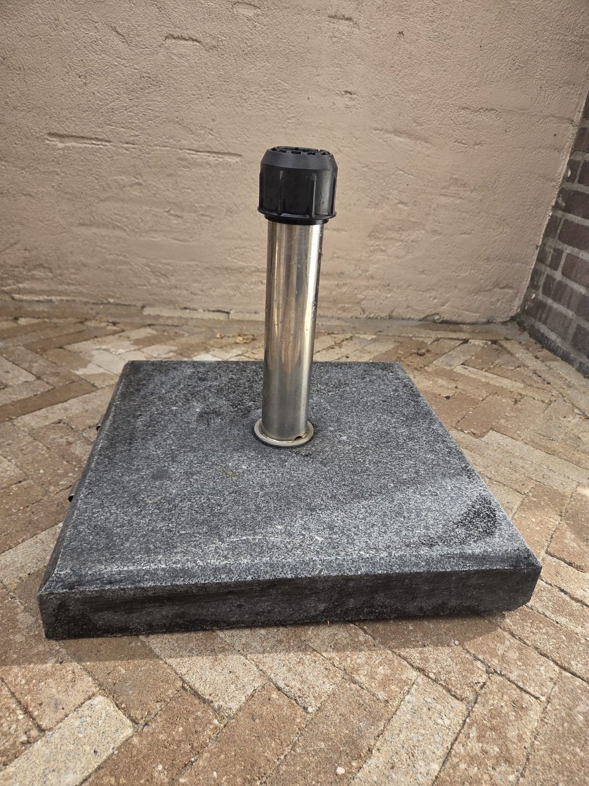 Parasolvoet 40kg graniet met wieltjes en handvat, Tuin en Terras, Parasols, Ophalen, Gebruikt, Minder dan 1 meter, Parasolvoet