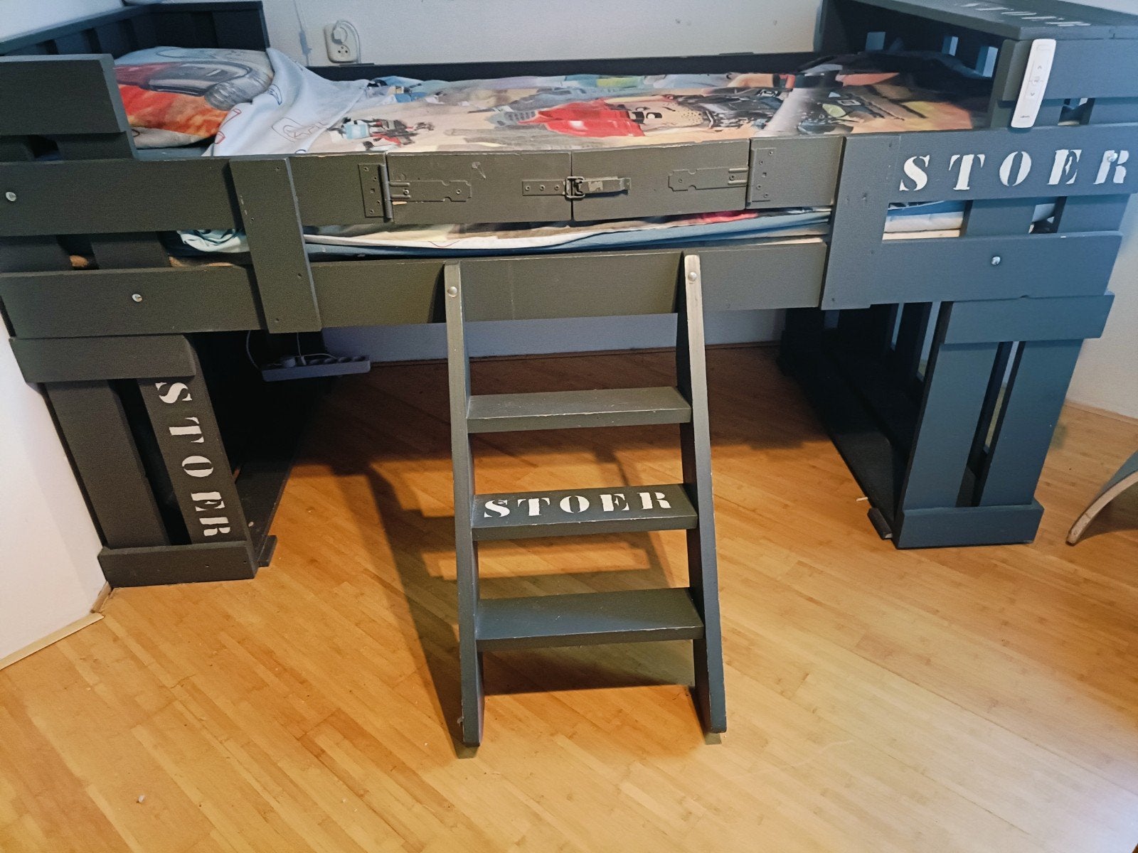 Half hoogslaper Stoer met trap kleur grijs, Ophalen, Gebruikt, Halfhoogslaper