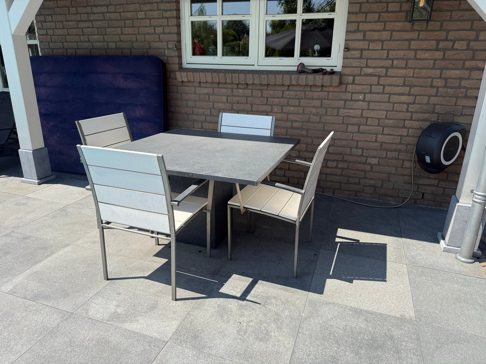 Tuinset met 4 stoelen en natuurstenen vierkante tafel, Ophalen, Gebruikt, Vierkant, Metaal