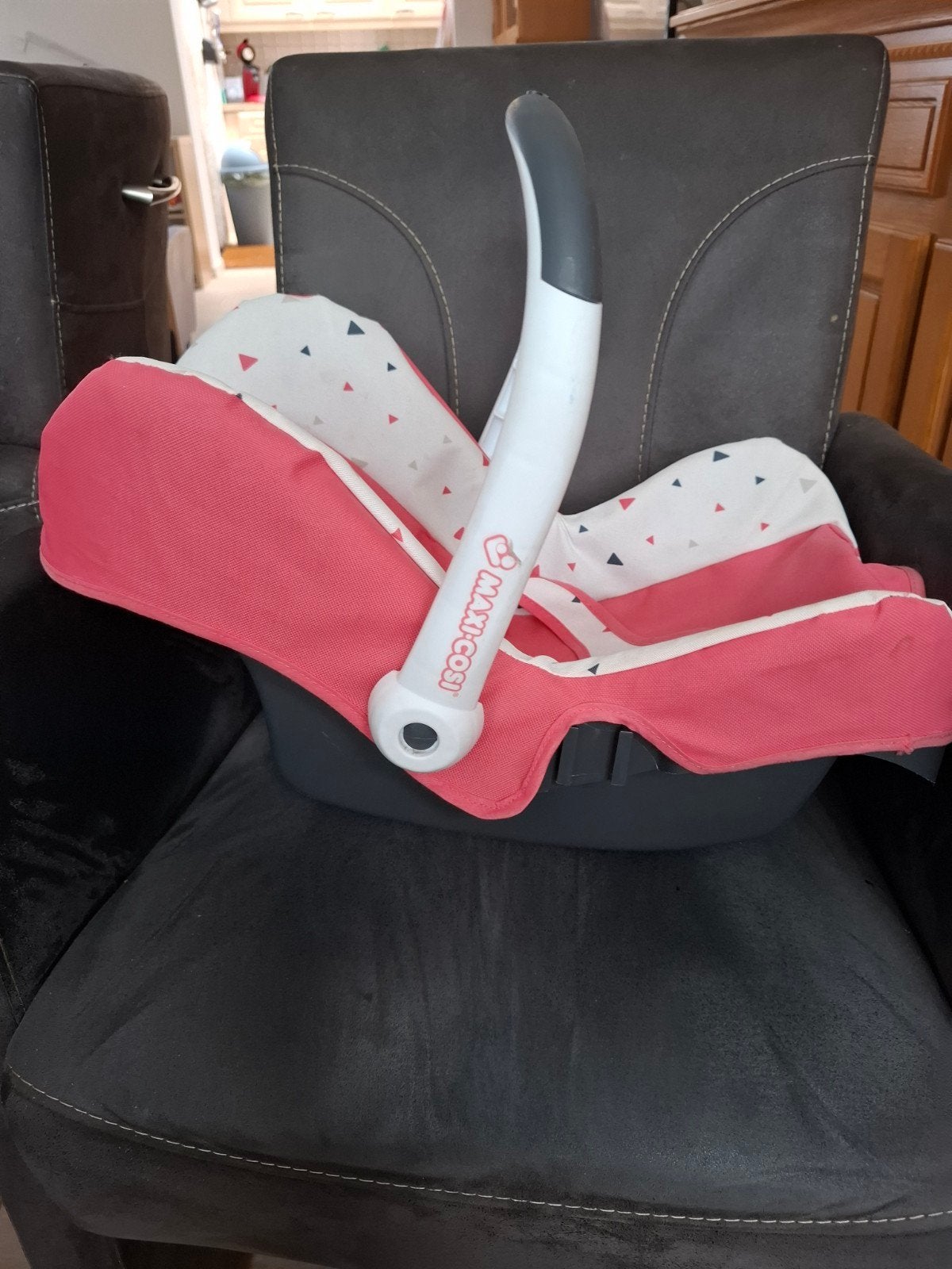 Maxi-Cosi Baby Poppenmand-7 Roze met driehoekjes, Ophalen of Verzenden, Zo goed als nieuw, Overige typen