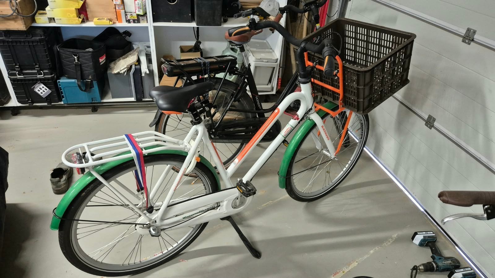 Postcode Loterij fiets incl. mand - Zo goed als nieuw, Fietsen en Brommers, Fietsen | Dames | Damesfietsen, Ophalen, Zo goed als nieuw