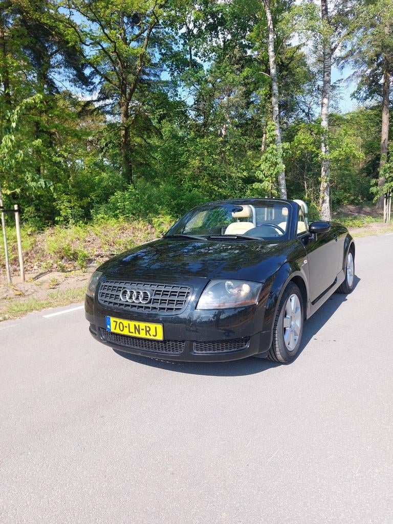 Audi TT 1.8 T Roadster 132KW 2003 Zwart, Auto's, Audi, Voorwielaandrijving, TT, Beige, Cabriolet