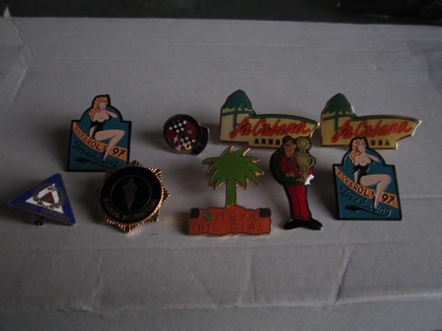 9 pins., Verzamelen, Ophalen of Verzenden, Zo goed als nieuw, Merk, Speldje of Pin