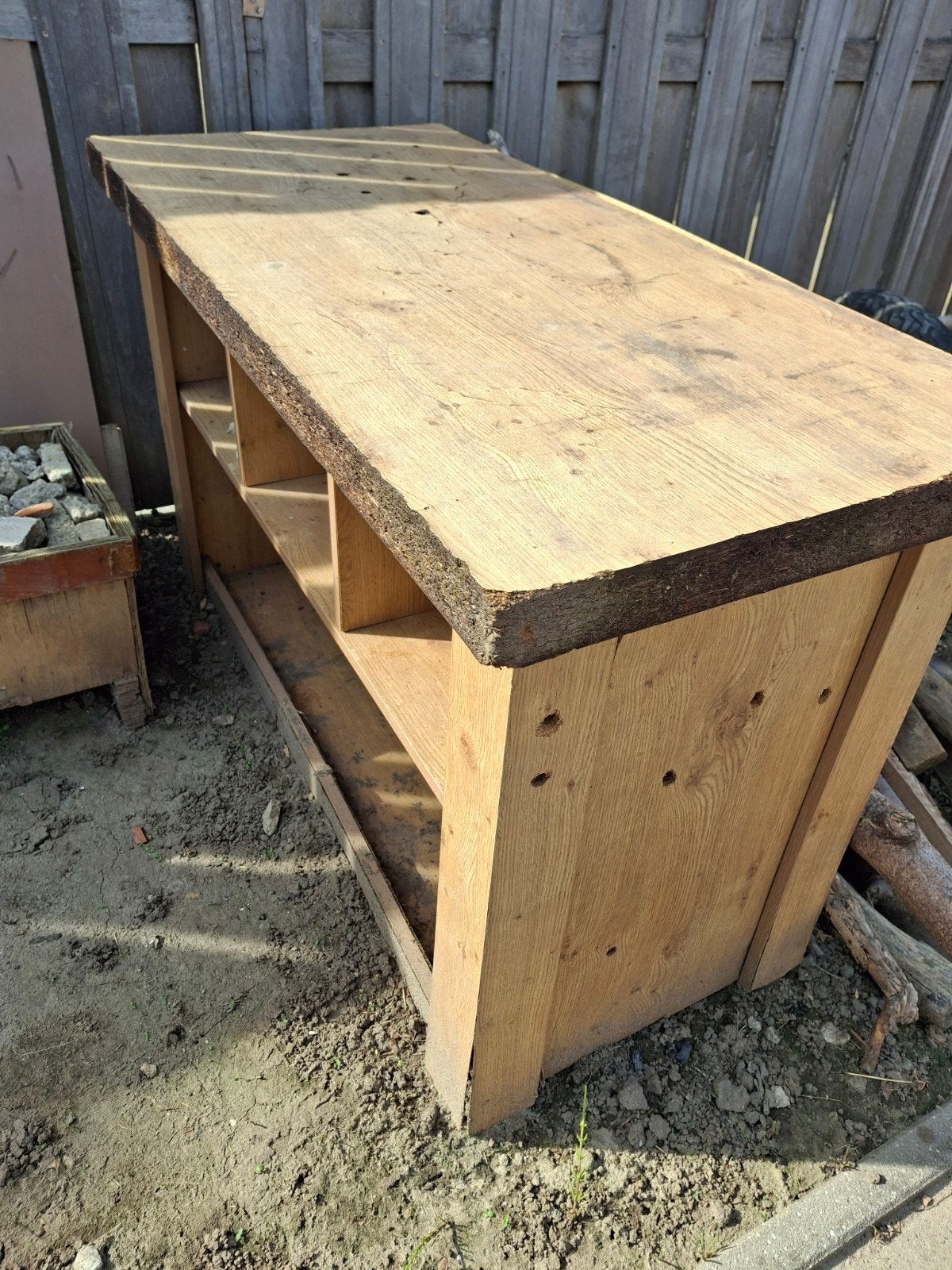 houten werkbank met opbergvakken of stookhout, Doe-het-zelf en Verbouw, Werkbanken, Ophalen, Gebruikt, 120 tot 170 cm