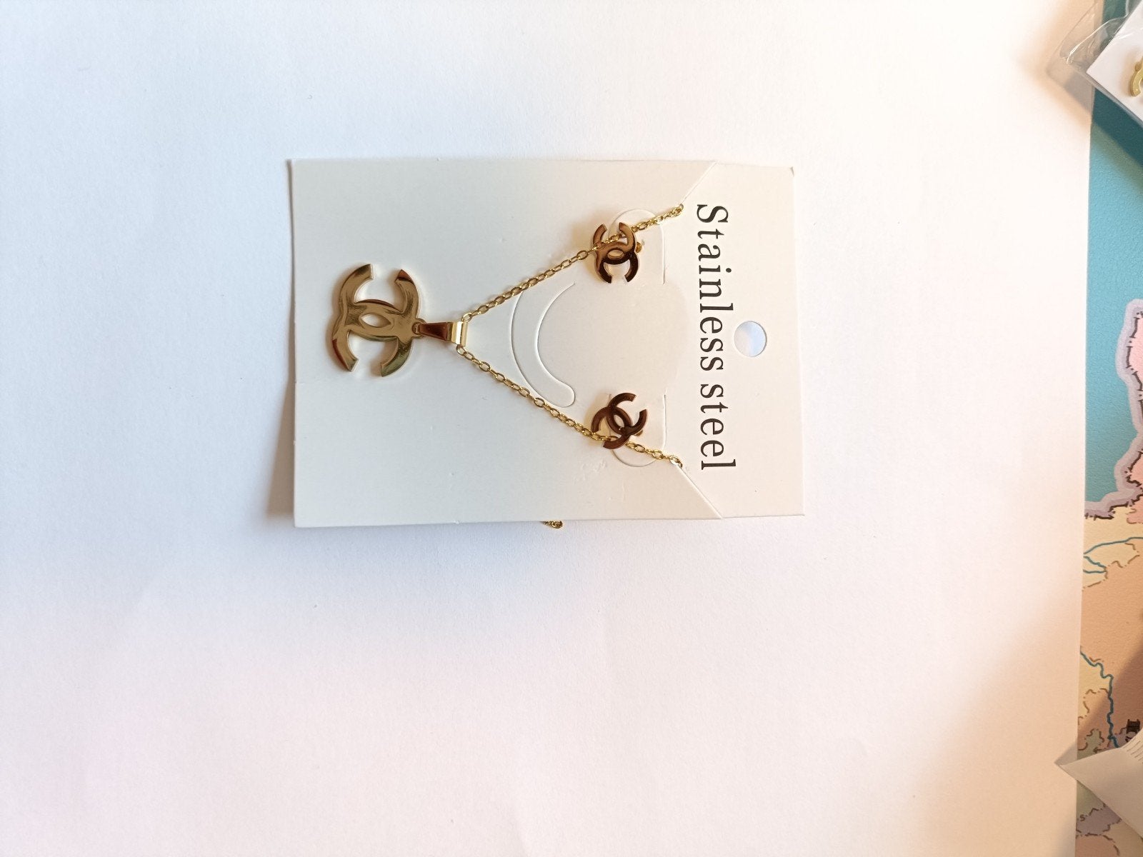 ketting en oorbellen set - Stainless Steel, Sieraden, Tassen en Uiterlijk, Kettingen, Nieuw, Ophalen of Verzenden, Goud, Overige materialen