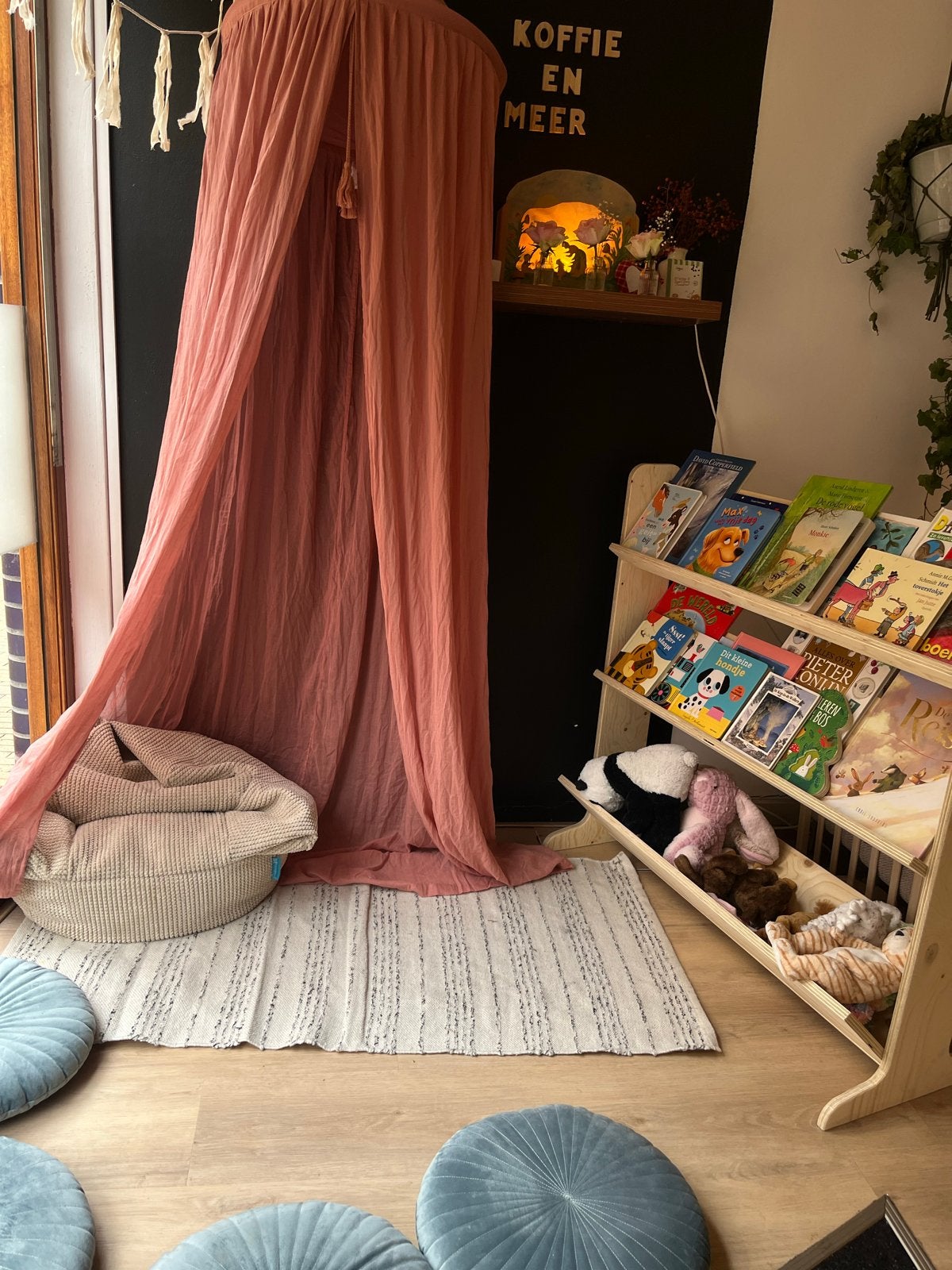 Klamboe oud roze middel maat voor kinderkamer, Ophalen of Verzenden, Gebruikt, Klamboe