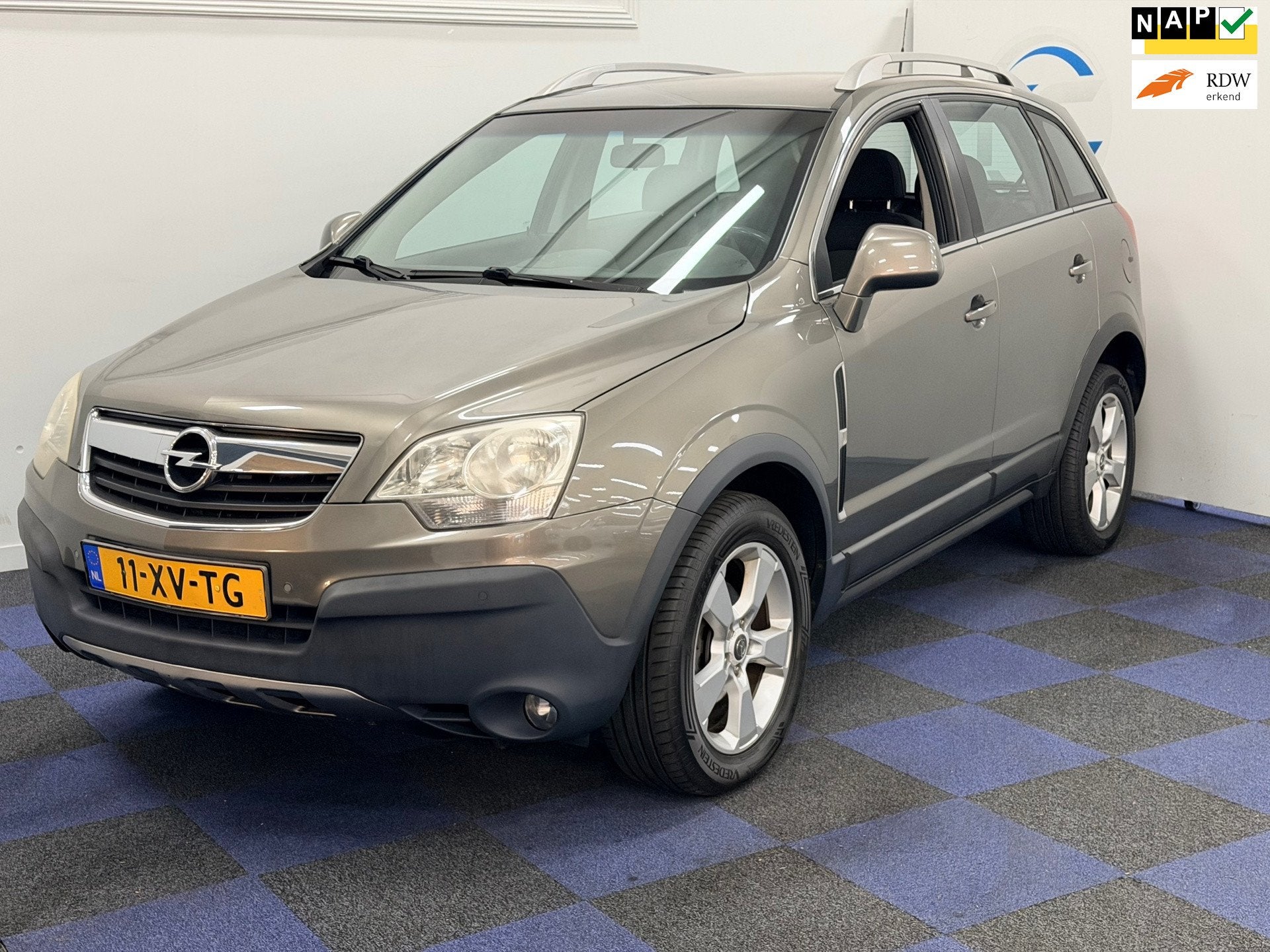 Opel Antara 2.4-16V Enjoy / NETTE AUTO / NAP / STOELVERWARMI, Auto's, Opel, Gebruikt, 4 cilinders, Beige, Handgeschakeld