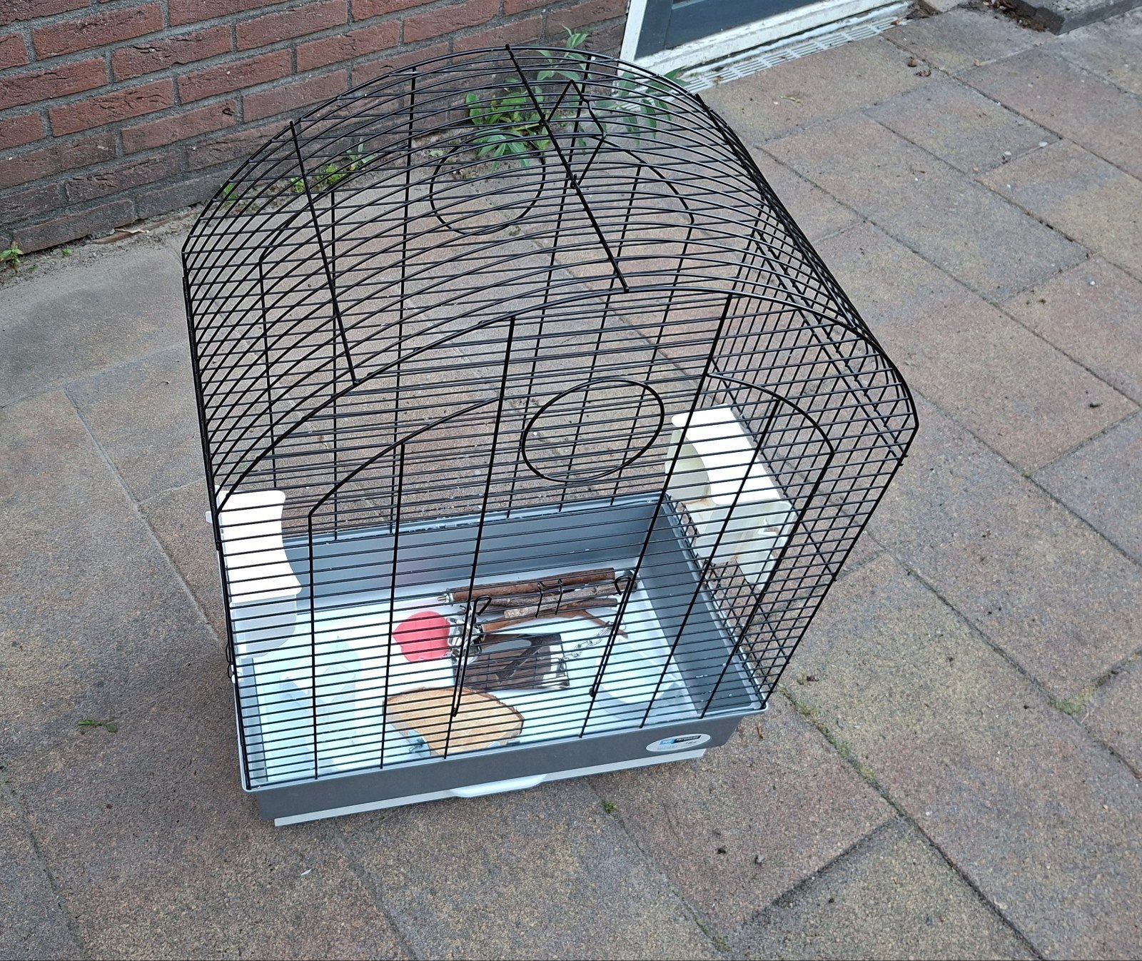 vogelkooi van Ferplast.  met accessoires., Ophalen, Gebruikt, Metaal, Vogelkooi