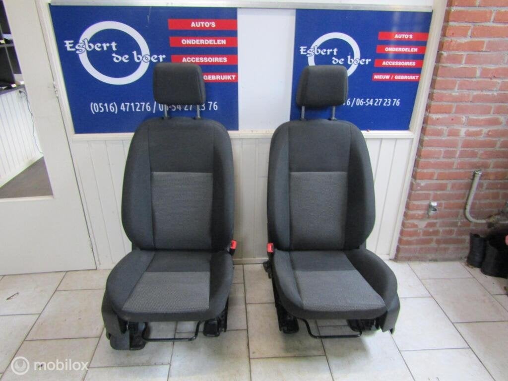 2x Stoel bestuurders bijrijders ford transit courier va 14, Gebruikt, Ford, Ophalen of Verzenden, Ford
