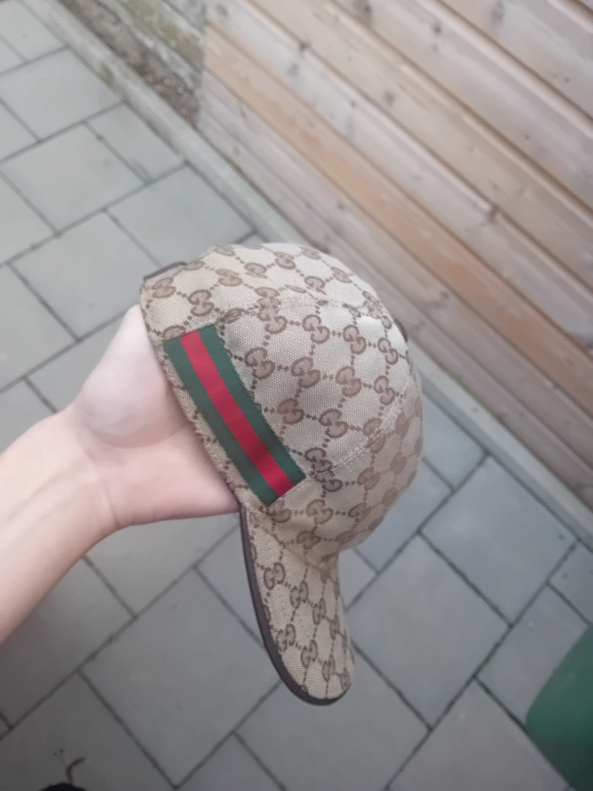 Gucci Pet met GG-monogram en Webstreep, Ophalen of Verzenden, Zo goed als nieuw, Gucci, Pet
