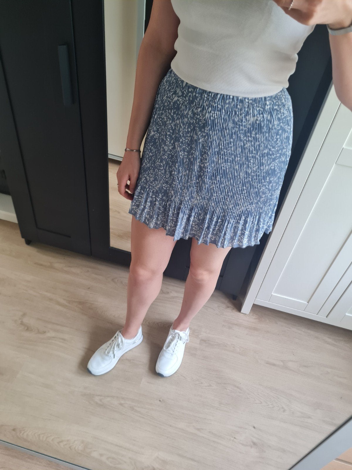 Primark rok zachtblauw/wit met onderrok maat 36, Primark, Wit, Ophalen of Verzenden, Zo goed als nieuw