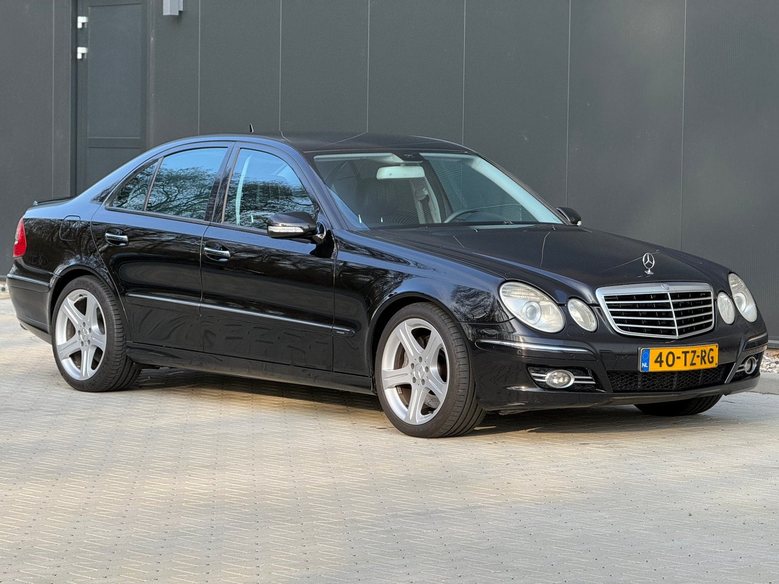E-Klasse 4.0 CDI V8 E420 Sedan 2007 314PK NAP, Auto's, Automaat, Achterwielaandrijving, Zwart, Bedrijf