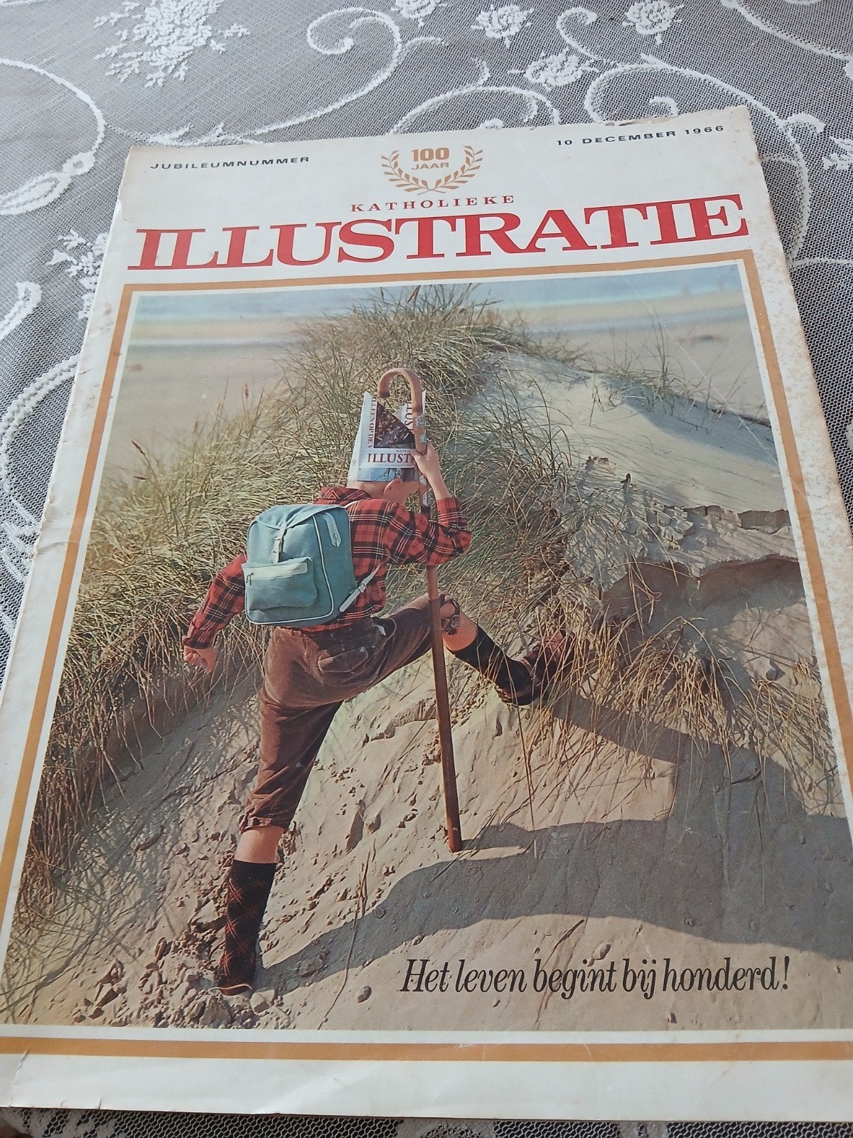 Jubileumnummer Katholieke Illustratie 1966, Verzamelen, Tijdschriften, Kranten en Knipsels, Ophalen of Verzenden, 1960 tot 1980