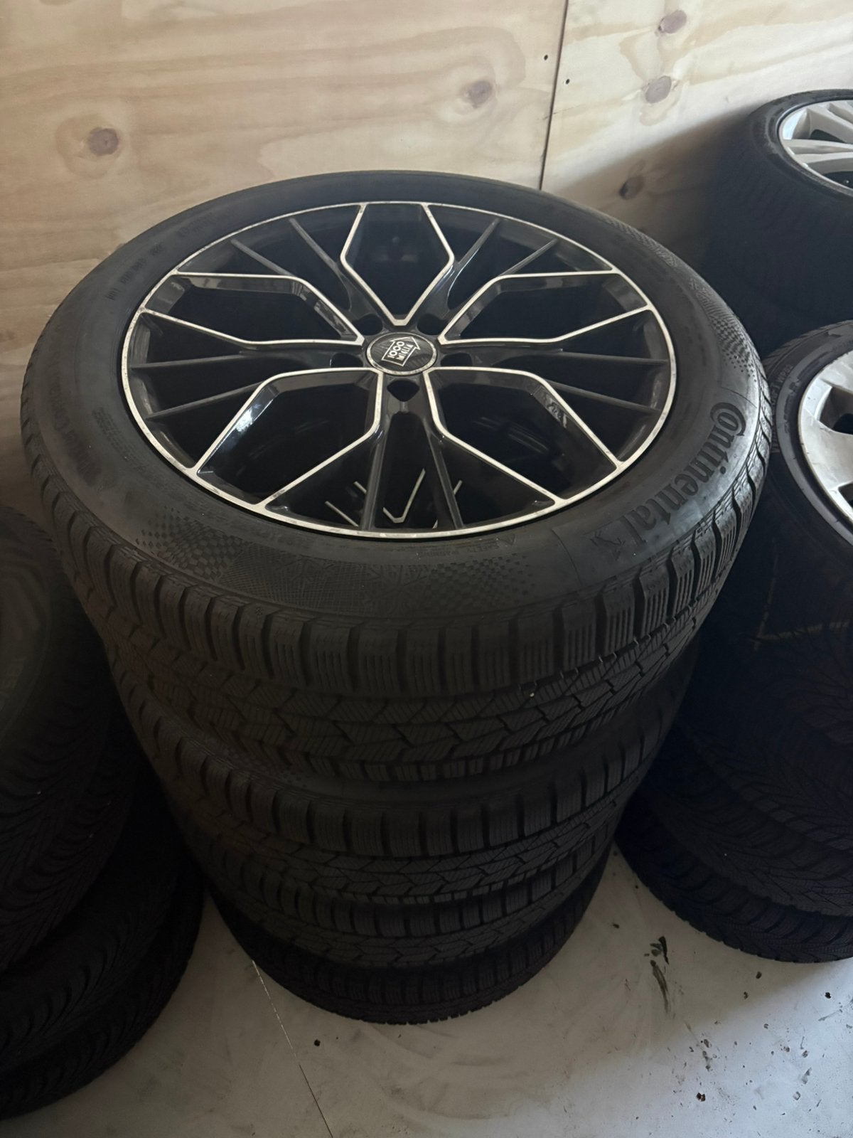 Winterbanden en velgen set Continental 245/50R19 audi q5 gl