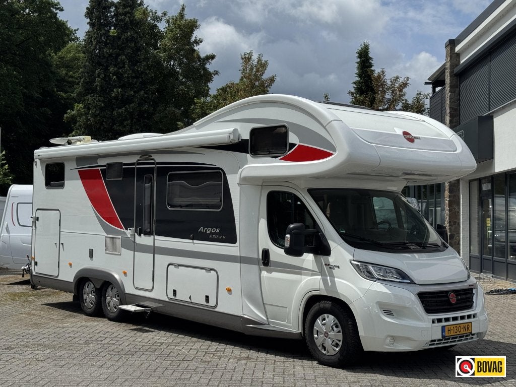 Bürstner Argos A 747-2 G 180pk Automaat, Caravans en Kamperen, Standaard zit, Alkoof, Luifel, Vloeistofverwarming
