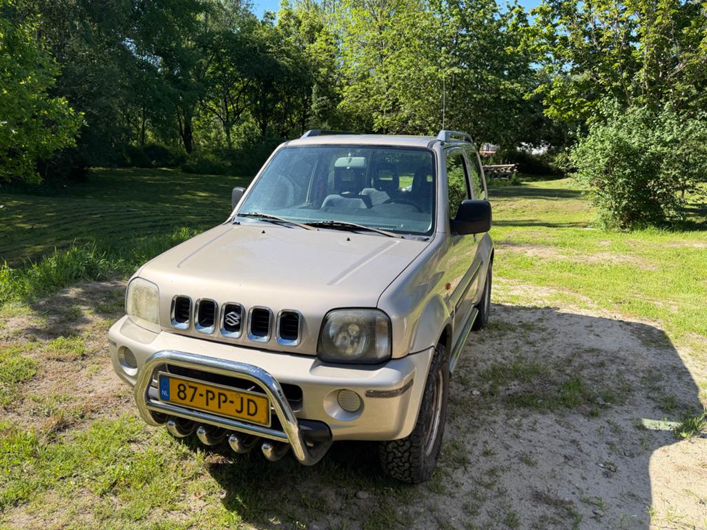 Suzuki Jimny 1.3 4WD 2004 Beige, 13 km/l, 40 €/maand, 4 stoelen, Beige