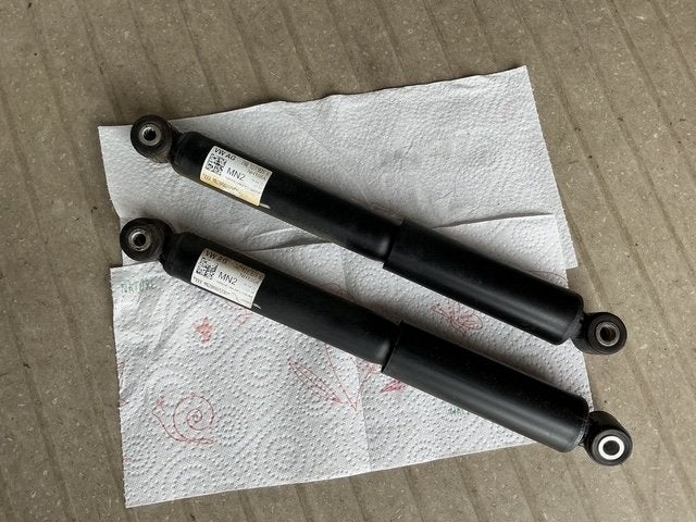 2 achter schokdempers MAN/VW crafter, Auto-onderdelen, Ophalen, Nieuw
