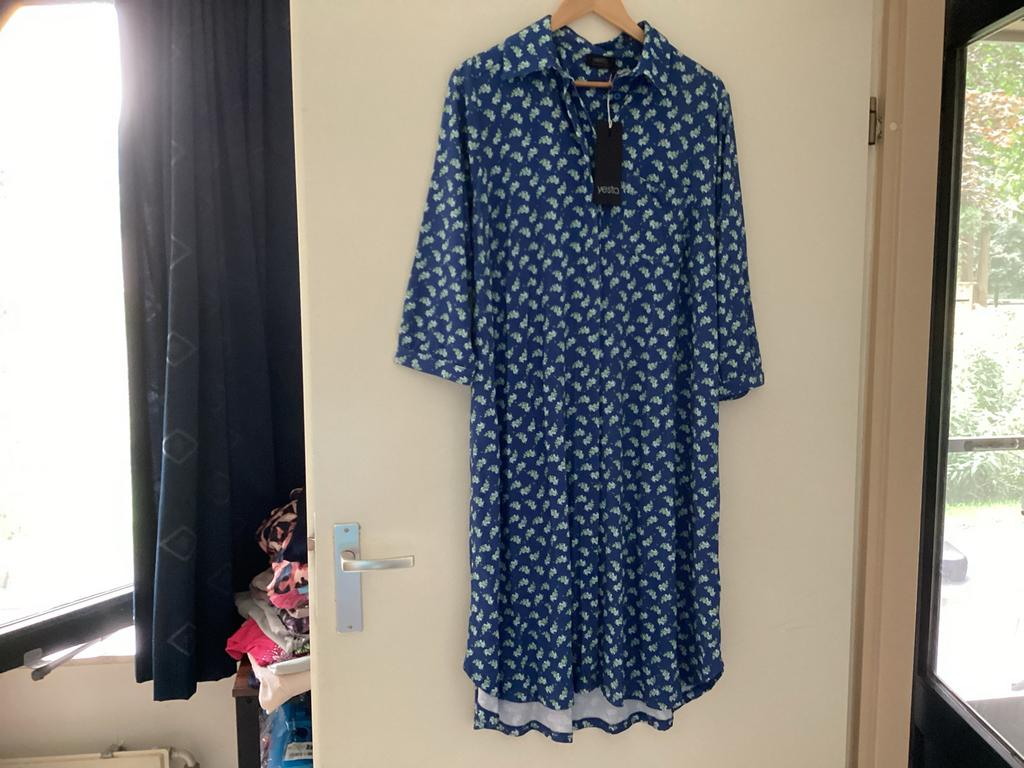 Yesta Jurk Maat 46 - Viscose/Elastan met Knoopsluiting, Ophalen of Verzenden, Nieuw, Blauw