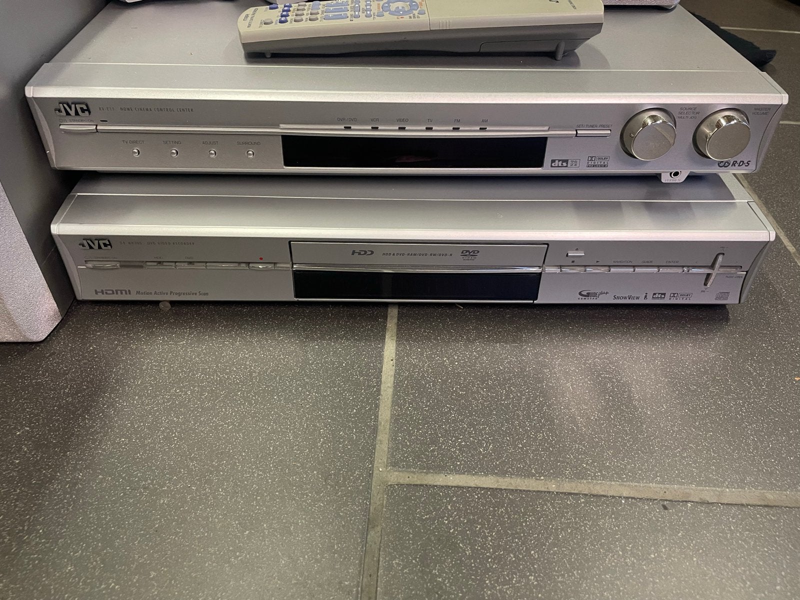 JVC Home Cinema Set met DVD-speler, speakers en subwoofer, Gebruikt, JVC, Ophalen of Verzenden, 5.1-systeem