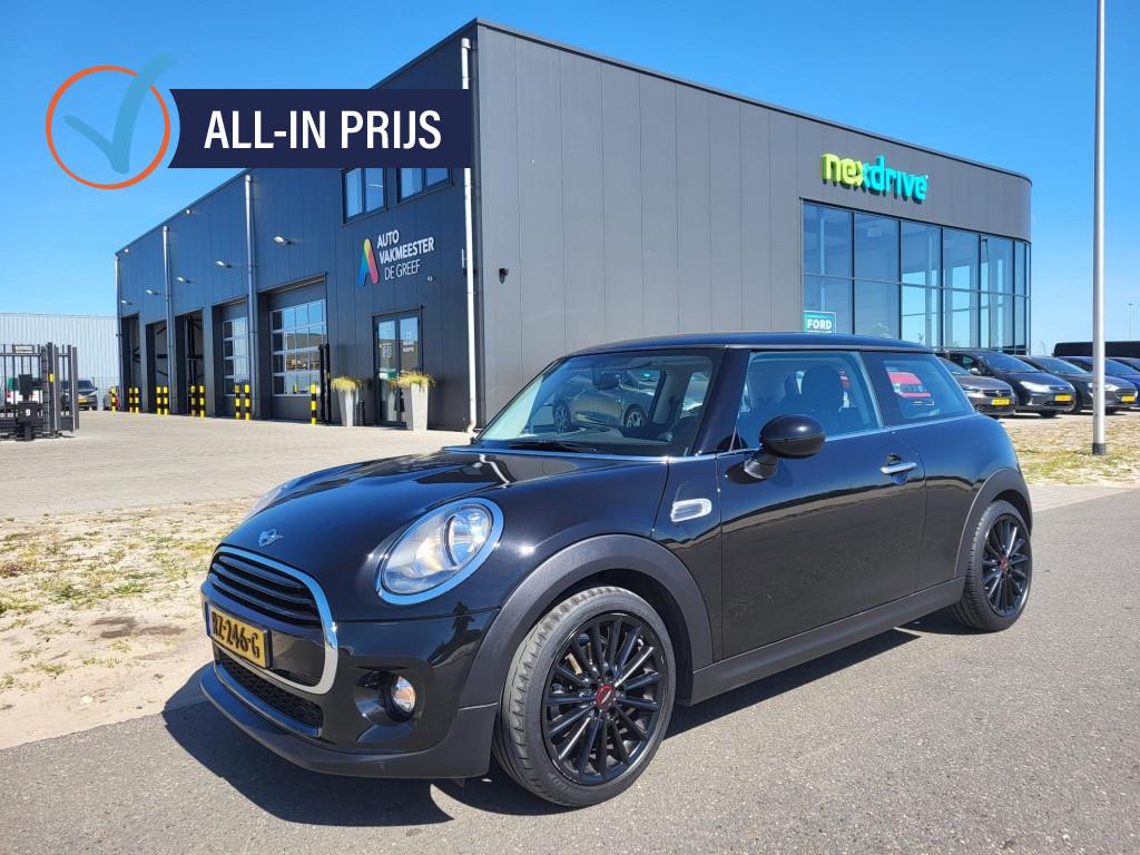 MINI Mini 1.5 Cooper Business 1e eigenaar Parkeersensoren ac, Auto's, Mini, Bedrijf, Te koop, Cooper, ABS, Airbags, Airconditioning