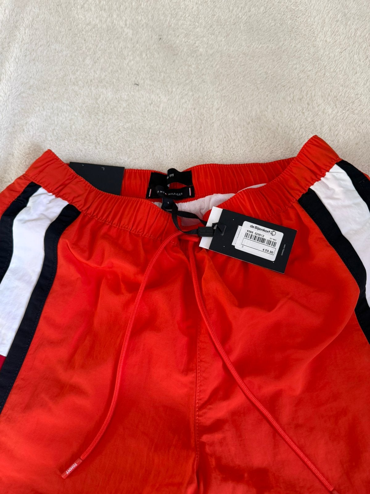 Zwemshort heren merk Tommy Hilfiger maat S nieuw, Kleding | Heren, Badmode en Zwemkleding, Ophalen of Verzenden, Maat 46 (S) of kleiner