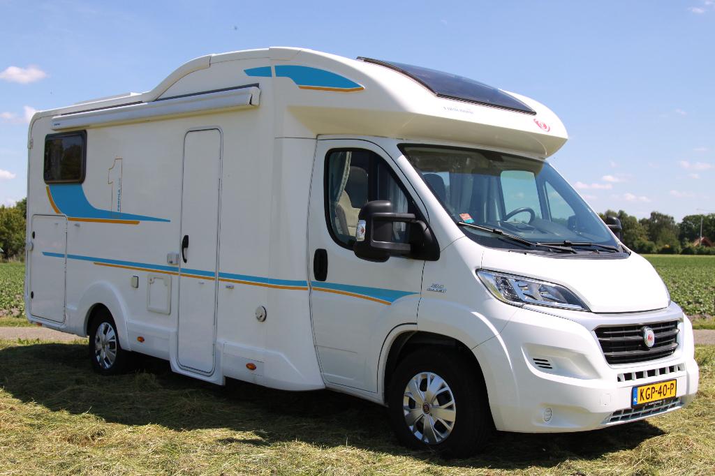 Vrij: Te huur : Fiat camper met lengtebedden enkele bedden!, Caravans en Kamperen, Verhuur