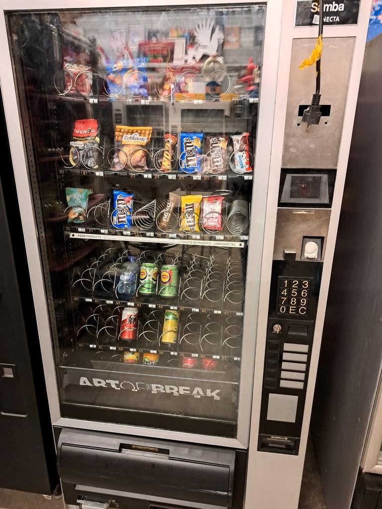 Fris / snack automaat gekoeld, Ophalen