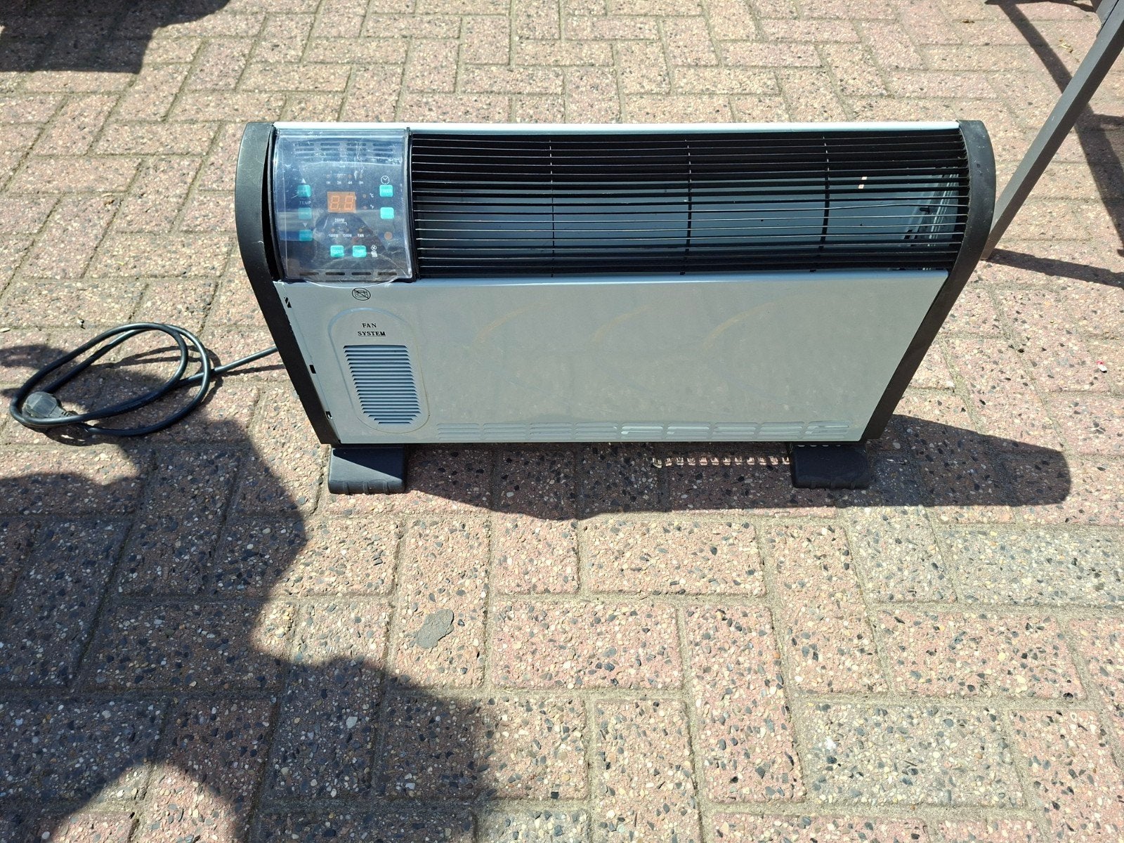 Elektrische kachel met ventilator en thermostaat, Gebruikt, Overige soorten, Elektrisch, Ophalen of Verzenden