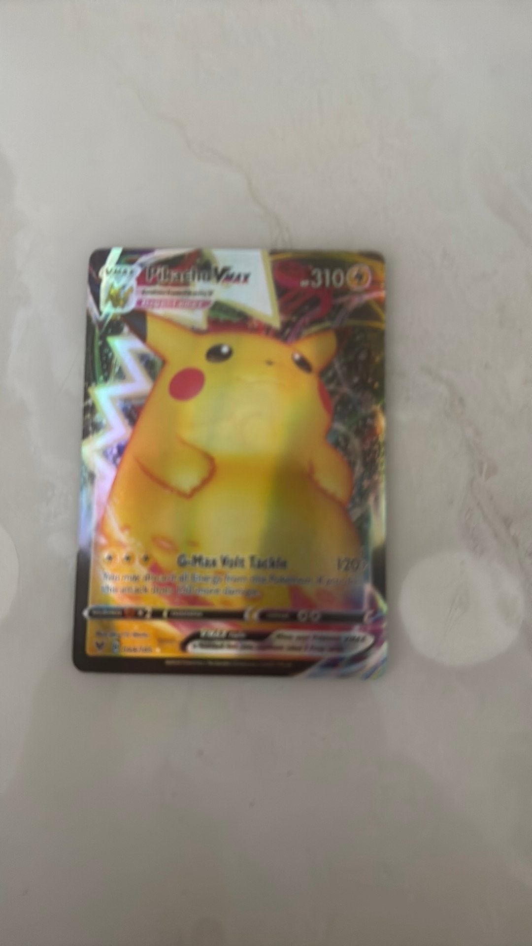 Pikachu vmax 50 euro, Hobby en Vrije tijd, Verzamelkaartspellen | Pokémon, Ophalen of Verzenden, Zo goed als nieuw