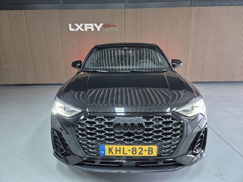 Audi Q3 Sportback 35 TFSI S Line | 3x S-Line | Clima| Pano |, 15 km/l, 150 pk, Leder en Stof, Zwart